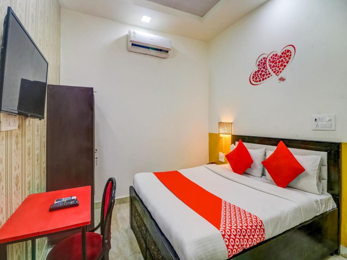 Oyo 74060 Taj Residency Hotel New Delhi Exterior photo